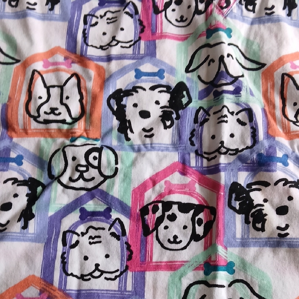 WonderWink Cartoon Print Scrub Top - Picture 4 of 11